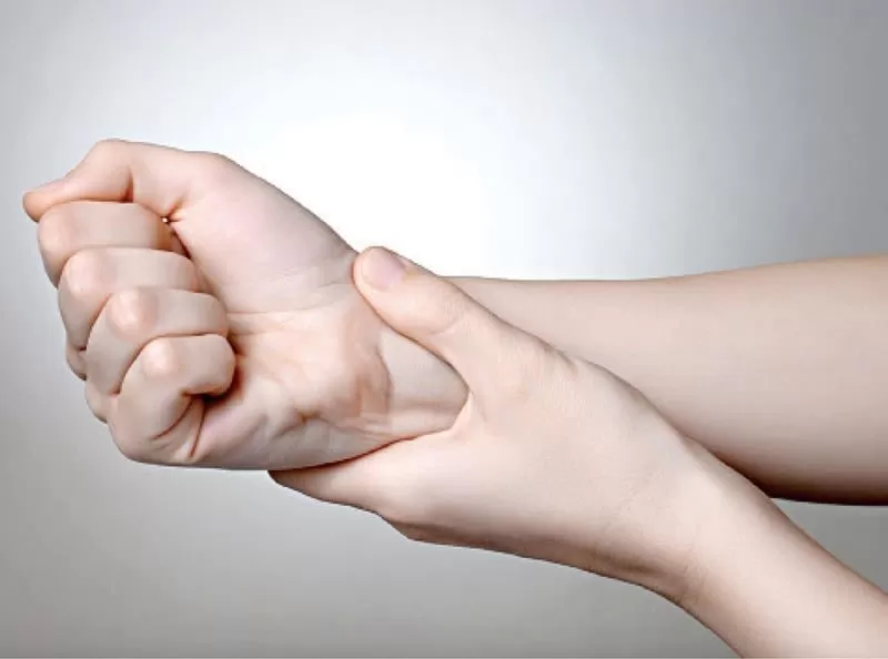 أعراض التهاب الأعصاب الطرفية