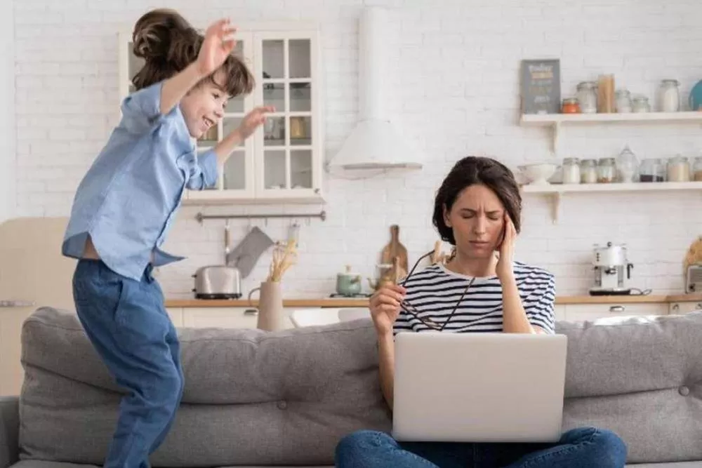 تحديد السلوكيات المقبولة والمرفوضة للطفل