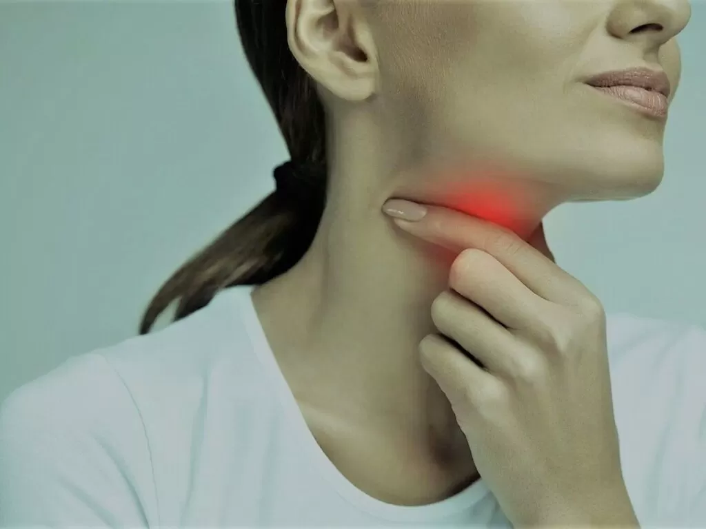 هل ارتجاع المريء يسبب ألم في الرقبة؟